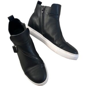 EUC ALL BLACK Leather Hi Top & Zip Ankle Boots Black Size 9.5